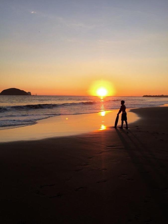 Casa Romantica De Playa Ixtapa  Exteriör bild